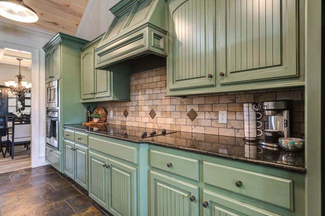 1403 10 Th St, House other with 4 bedrooms, 3 bathrooms and null parking in Shallowater TX | Image 17