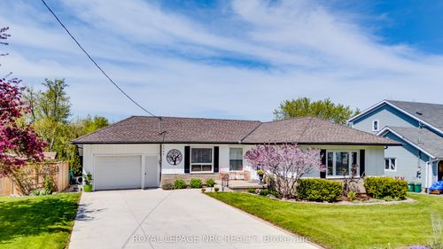 3522 E Main St, Stevensville, ON, L0S1S0 | Card Image