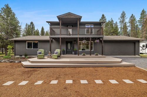 16465 White Buck Ave, La Pine, OR, 97739-9630 | Card Image