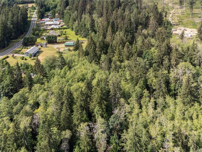 1301 Sayward Rd, House other with 5 bedrooms, 3 bathrooms and 6 parking in Sayward BC | Image 94