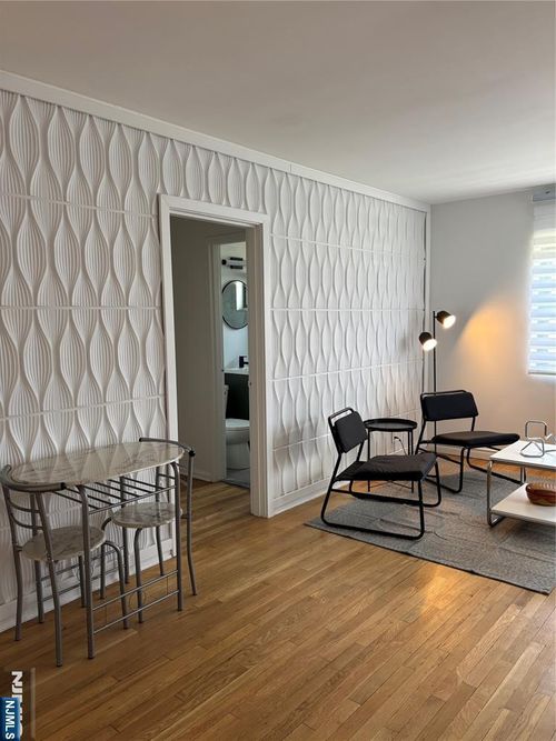 400 Fairview Ave, Fort Lee, NJ, 07024-3866 | Card Image