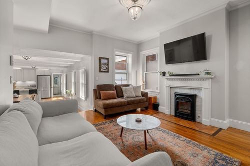 2-37 Mount Vernon St, Boston, MA, 02129 | Card Image