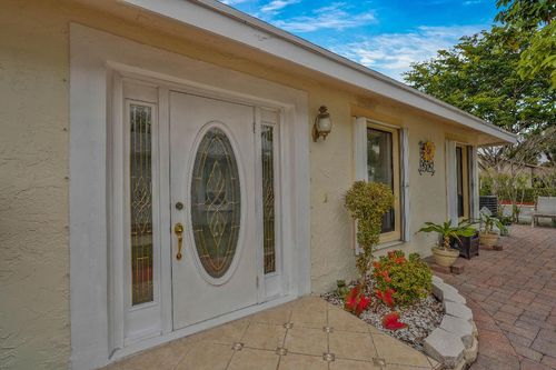 7512 Ace Rd N, Lake Worth, FL, 33467-3142 | Card Image