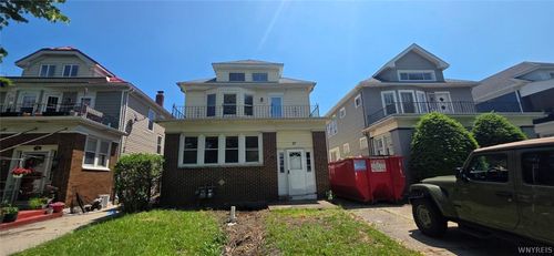 27 Crestwood Ave, Buffalo, NY, 14216-2721 | Card Image