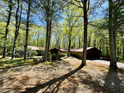 43 Crowningshield Dr, Paxton, MA, 01612-1253 | Card Image