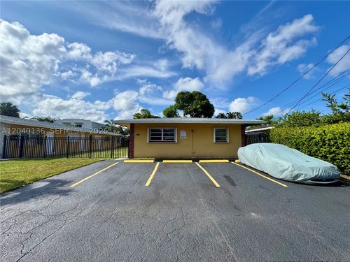 1723 Sw 21st St, Fort Lauderdale, FL, 33315-1830 | Card Image