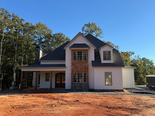 8420 Signal Mountain Dr, Signal Mountain, TN, 37377-7403 | Card Image