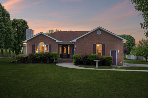 2075 Nikki Dr, Springfield, TN, 37172-1739 | Card Image