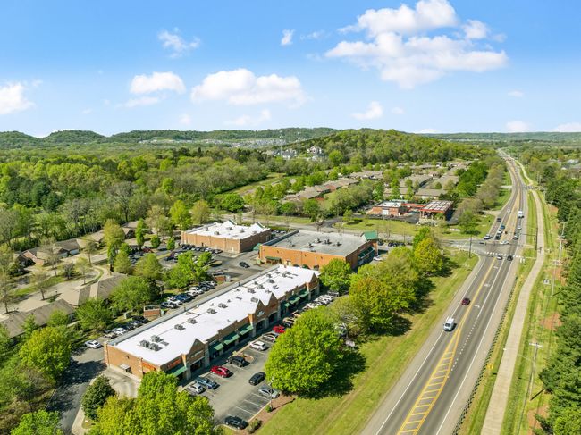 232 Wrennewood Ln, Condo with 2 bedrooms, 2 bathrooms and 2 parking in Franklin TN | Image 69