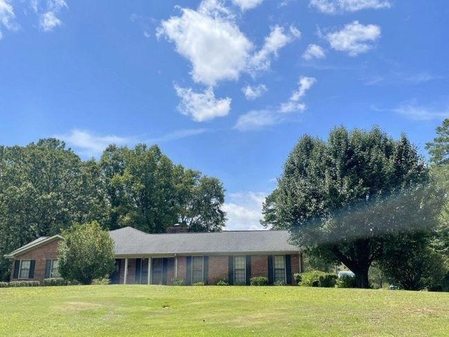 336 Lokchapee Dr, House other with 4 bedrooms, 3 bathrooms and 2 parking in Macon GA | Image 4