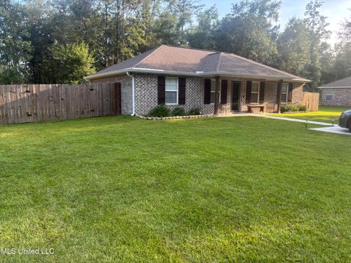 820 Mitchell St, Picayune, MS, 39466-4653 | Card Image
