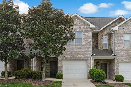 33 Four Farms Cir, Greensboro, NC, 27410-9599 | Card Image