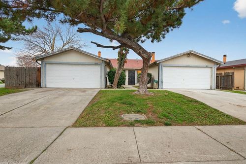 3833 Rion Way, Stockton, CA, 95209 | Card Image