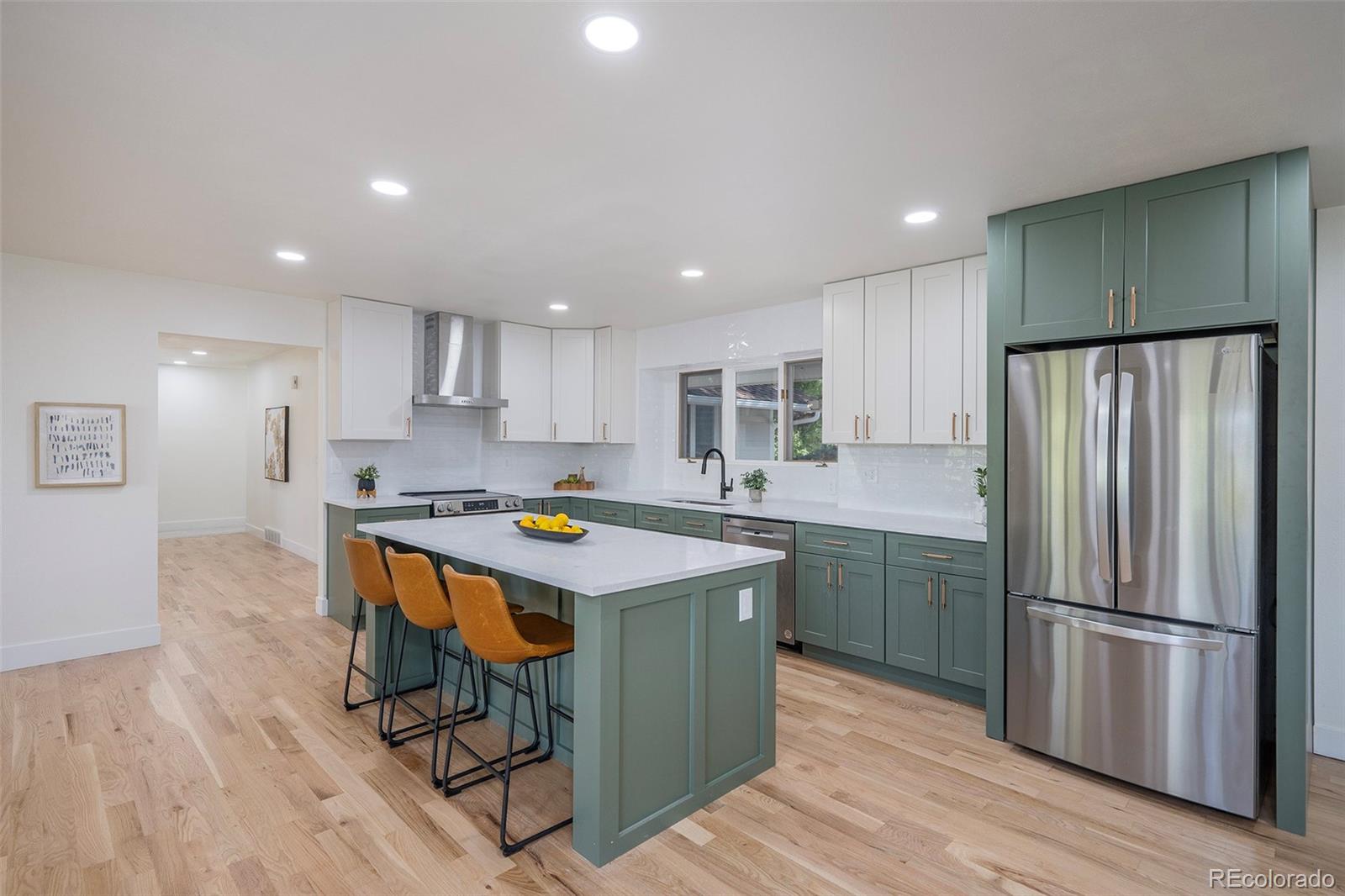 Fillmore Cir, Centennial, CO 80122