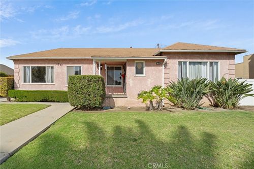3711 Lemon Ave, Long Beach, CA, 90807-4115 | Card Image