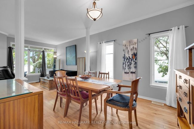 4136 Wolfe Point Way, House other with 4 bedrooms, 3 bathrooms and 4 parking in Gloucester ON | Image 10