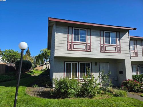 34179 Bowling Green Cmn, Fremont, CA, 94555-2329 | Card Image