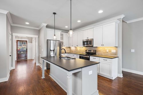 1923B 14th Ave N, Nashville, TN, 37208-2489 | Card Image