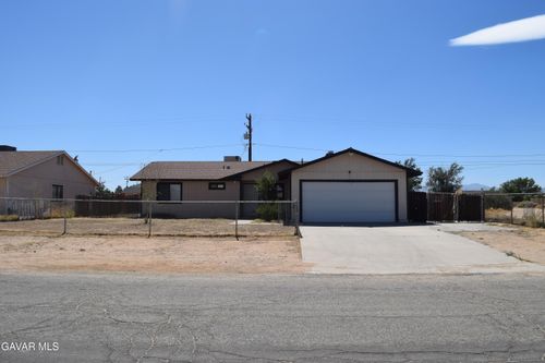 20649 Medio St, California City, CA, 93505-3247 | Card Image