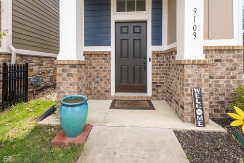 9109 Rising Rd, Indianapolis, IN, 46216-0009 | Card Image