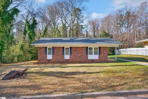 230 Fisher Ave, spartanburg, SC, 29301-5719 | Card Image