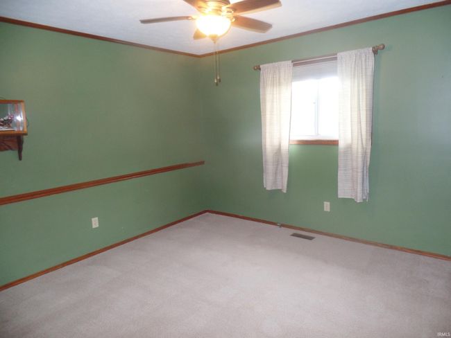 370 Shyla Ln, House other with 3 bedrooms, 2 bathrooms and null parking in Bloomfield IN | Image 11