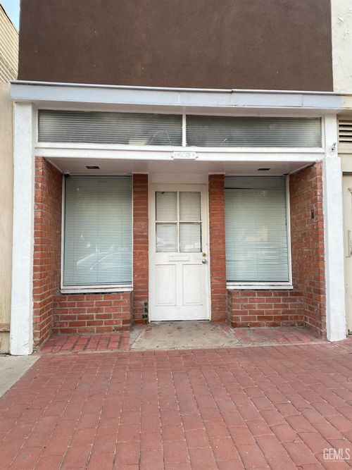 415 Center St, Taft, CA, 93268-3510 | Card Image