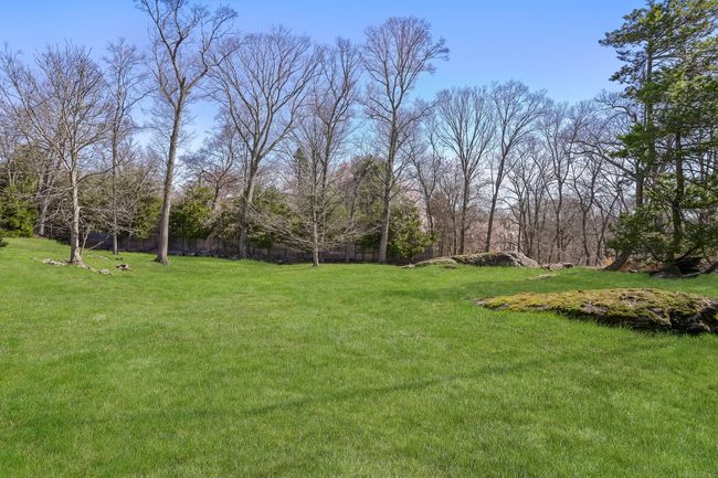 37 Green Acre Ln, House other with 7 bedrooms, 6 bathrooms and null parking in Westport CT | Image 18
