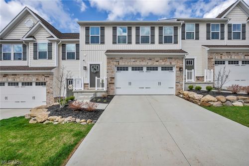 7366 Hillshire Drive, Concord Twp, OH, 44077 | Card Image