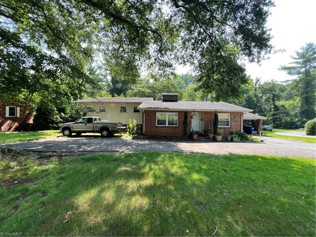 Silas Creek Pkwy, Winston Salem, NC 27106