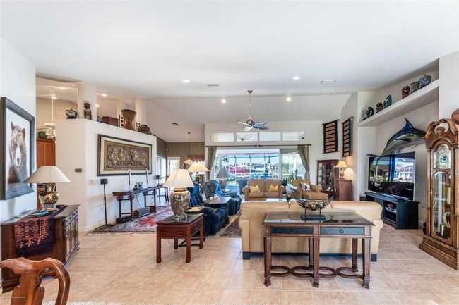518 Saint Girons Ct, House other with 3 bedrooms, 3 bathrooms and null parking in PUNTA GORDA FL | Image 5