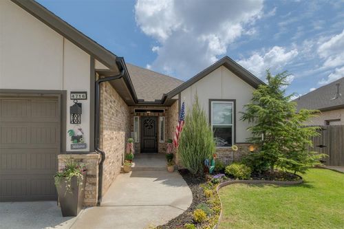 4716 Bermuda Dr, Mustang, OK, 73064-1076 | Card Image