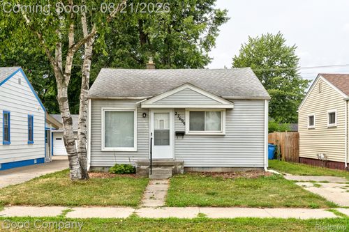 27699 Brettonwoods St, Madison Heights, MI, 48071-3211 | Card Image