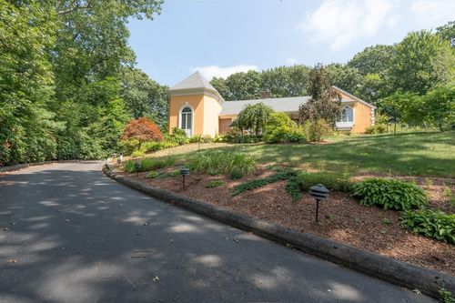 5 Fairview Rd, Canton, MA, 02021-1721 | Card Image