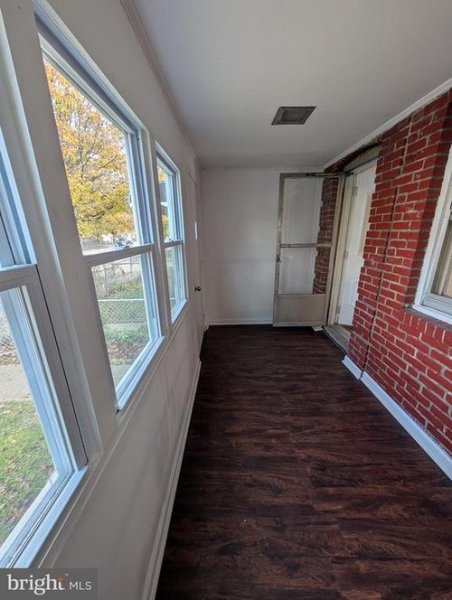 414 Avondale Rd, DUNDALK, MD, 21222-6216 | Card Image