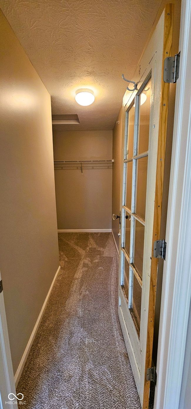 Large WIC in primary bedroom | Image 10