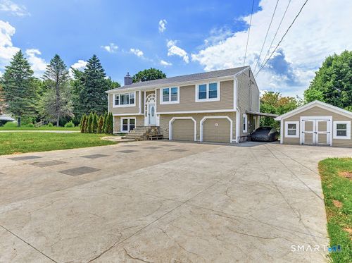 127 Eaton St, Watertown, CT, 06779-1213 | Card Image