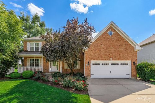 490 Treasure Dr, Oswego, IL, 60543-7012 | Card Image