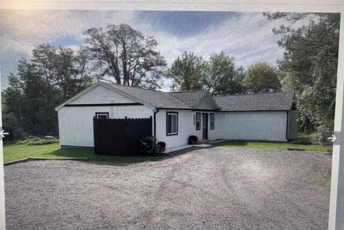 4950 11 Mile Rd Ne, Rockford, MI, 49341-8477 | Card Image