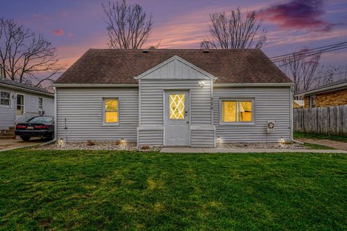 320 Nancy St, Grand Rapids, MI, 49548-5946 | Card Image
