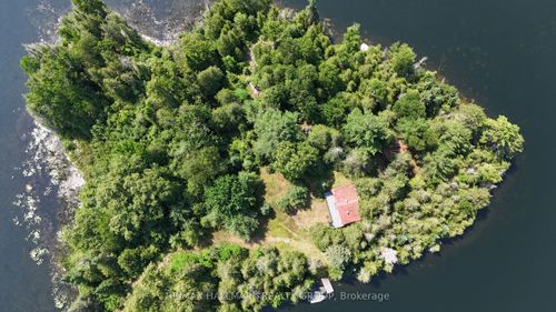 900 Brendan'S Island, Lanark Highlands, ON, K0A3L0 | Card Image