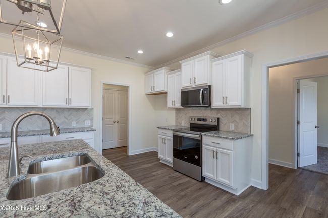 134 Cedar View Ln, House other with 3 bedrooms, 2 bathrooms and 2 parking in Clinton NC | Image 14