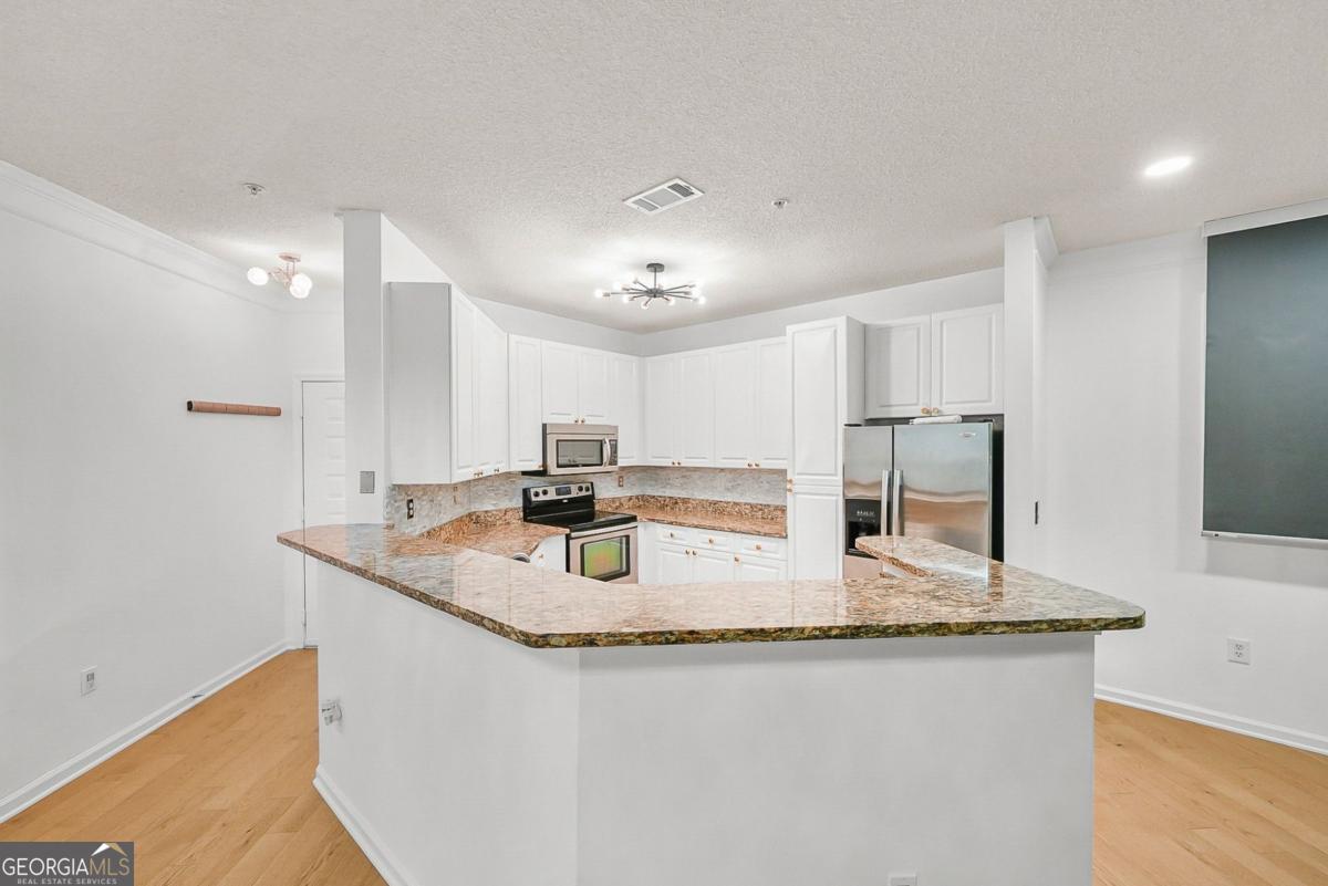 Residential in Brookhaven 4