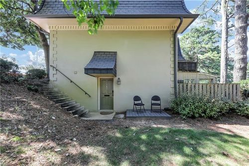 141 Maison Pl Nw, Atlanta, GA, 30327-5006 | Card Image