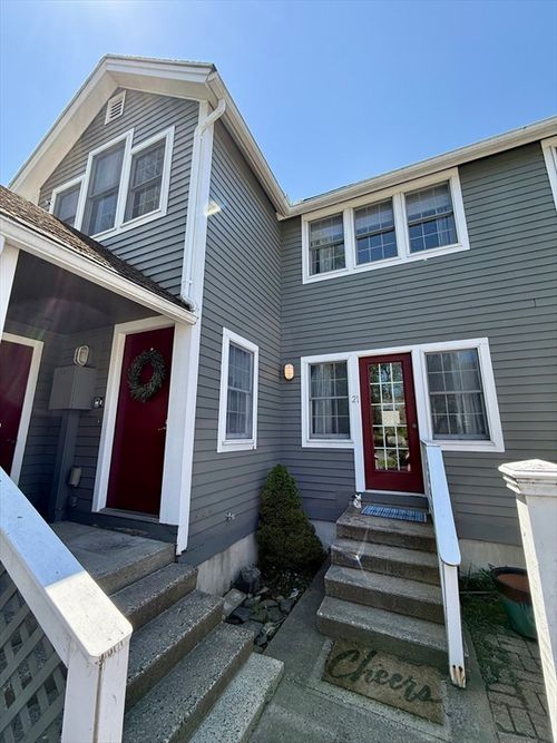 21-21 Amity Pl, Amherst, MA, 01002-2255 | Card Image