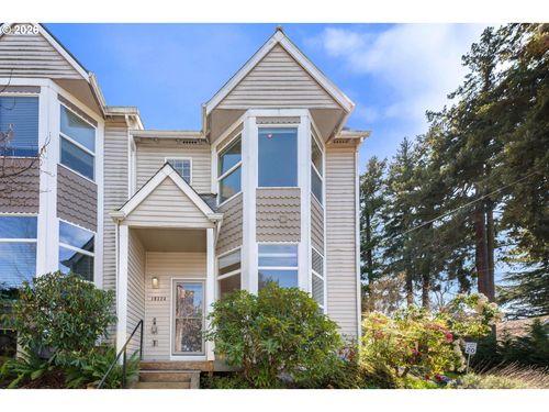 10324 Ne Fargo St, Portland, OR, 97220-2858 | Card Image