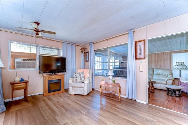 6046 Harriet St, House other with 1 bedrooms, 1 bathrooms and null parking in Zephyrhills FL | Image 5