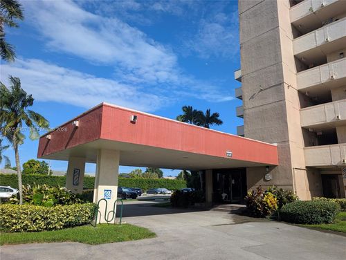 505-8900 Washington Blvd, Pembroke Pines, FL, 33025-1500 | Card Image