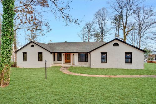 10041 Maughan Trl, Seneca, SC, 29672-6940 | Card Image