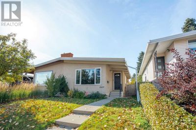 2609 Canmore Rd Nw, Home with 3 bedrooms, 2 bathrooms and 1 parking in Calgary AB | Image 1